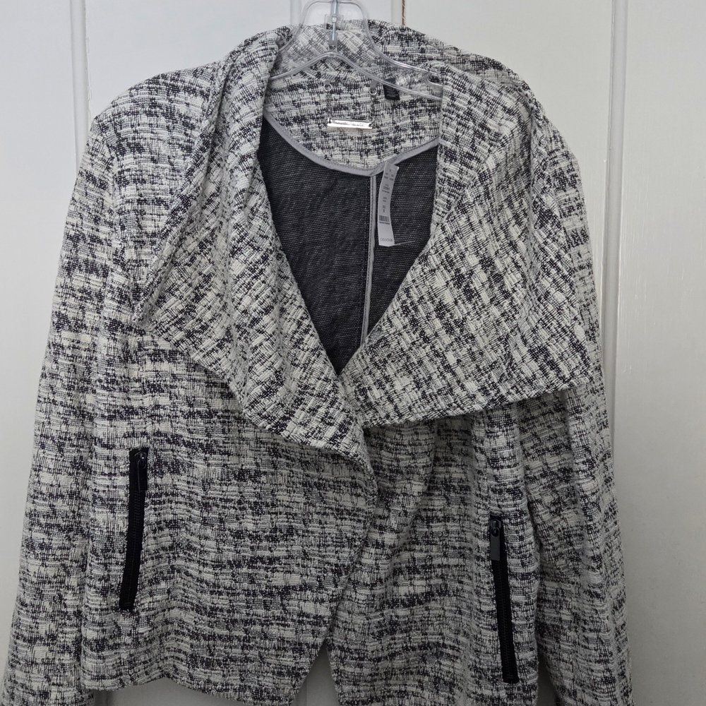 White House Black Market Monochrome Tweed Blazer